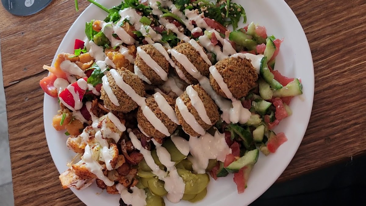Mama Falafel & Grill-2